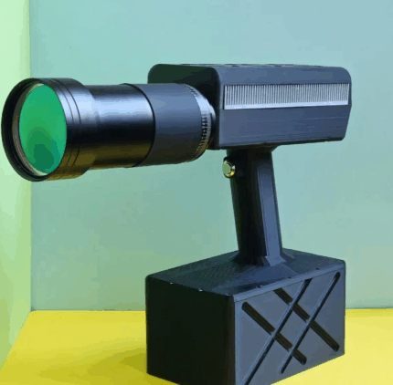 KX500-DIY Laser Cannon. Handheld 500W (Battery DC 46V 10Ah; Wavelength 915). Range 80 m. Battery life 5 years, with fast charging.